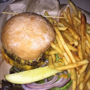 Meet your Posher, Francesca